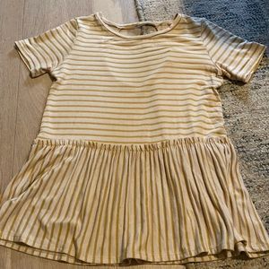 Karlie yellow stripe top sz small